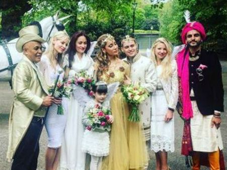 ग्लैमरस मॉडल से नन बनने वाली सोफिया हयात ने की शादी, देखें तस्वीरें