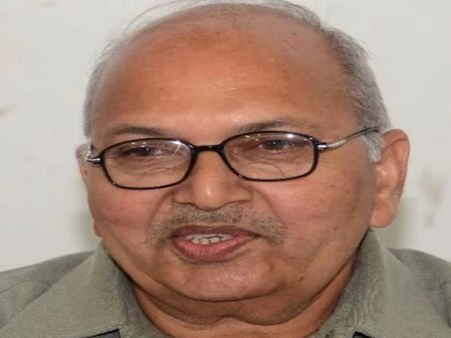 CM योगी आदित्यनाथ ने UPPSC अध्यक्ष अनिरुद्ध यादव को किया तलब, भर्ती घोटाले में हो सकती है छुट्टी!