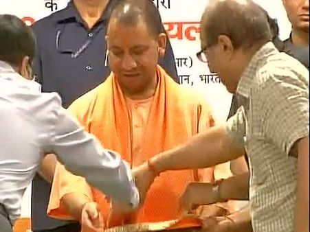 यूपी को 24 घंटे बिजली मुहैया कराने के लिए योगी सरकार ने कसी कमर