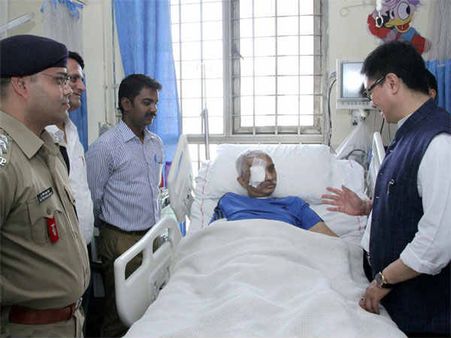 नौ गोलियों के बाद भी कश्‍मीर लौटने को बेकरार हैं सीआरपीएफ कमांडेंट चीता