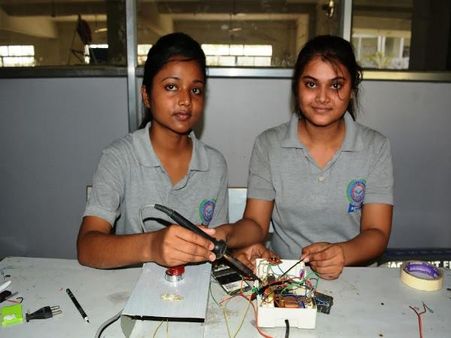 छात्रों की ये कोशिश कर सकती है किसानों की चिंता दूर!