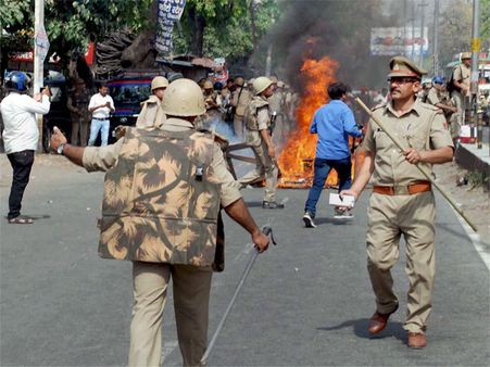 सहारनपुर हिंसा : सात सौ से ज्यादा ठाकुरों के खिलाफ थाने में तहरीर