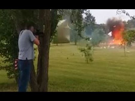 Video:रायफल से लगाया निशाना,मौत कुछ इंच की दूरी से गुजर गई