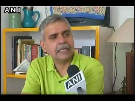 कांग्रेस नेता संदीप दीक्षित ने सेना प्रमुख को कहा सड़क का गुंडा, बाद में मांगी माफी
