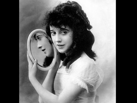 नींद में देखने वाले सपनों का अर्थ भाग-1