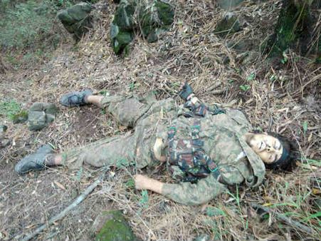 Pics: पाकिस्‍तान का वह संभावित SSG कमांडो, जिसे सेना ने पुंछ में मार गिराया