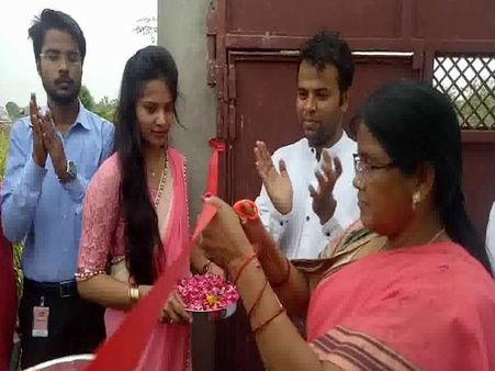 VIDEO: बीजेपी ने रखा विकास योजना का मेला तो लड़कियों ने दिखाया कौशल