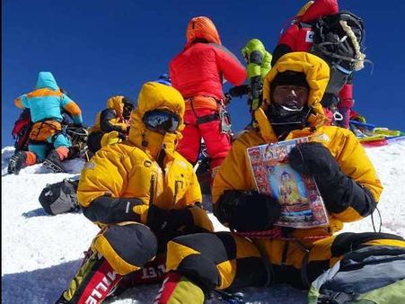 बिना ऑक्सीजन सिलेंडर एवरेस्ट फतह कर भारतीय सेना के जवानों ने बनाया रिकॉर्ड