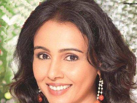 सोनू निगम के बाद इस मशहूर एक्ट्रेस ने उठाए अजान पर सवाल, किए ट्वीट पर ट्वीट