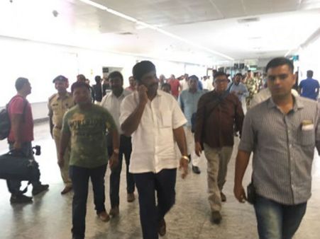 कांग्रेस ने 42 विधायकों की परेड कराई, भाजपा दे रही थी 15 करोड़ रिश्‍वत
