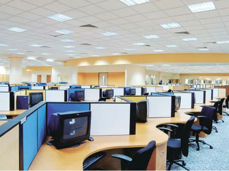 अगर चाहते हैं तगड़ी सैलरी और तरक्की तो अपनाइये ये वास्तु टिप्स