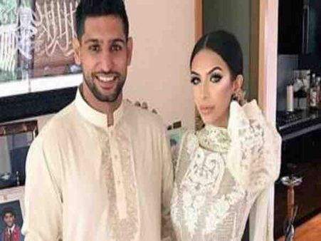 स्क्रीनशॉट ने करा दिया बॉक्सर आमिर का मॉडल पत्नी से तलाक़