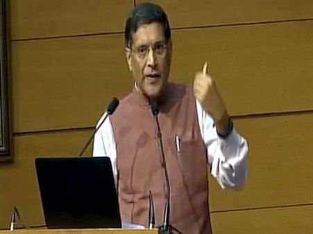 वित्त मंत्रालय ने भारत के मुख्य आर्थिक सलाहकार अरविंद सुब्रमण्यन का कार्यकाल बढ़ाया