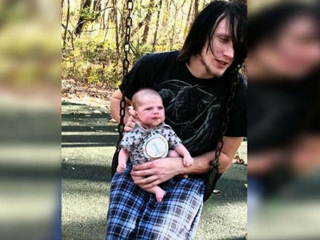 9 हफ्ते के बच्चे के साथ पिता खेलता था खतरनाक खेल, मां बजाती थी तालियां, बच्चे की दर्दनाक मौत