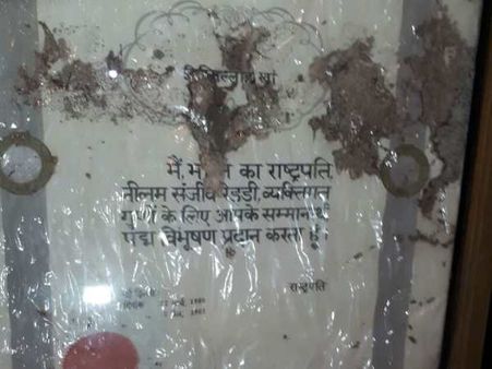 शहनाई के जादूगर बिस्मिल्लाह खां के अवार्डों में लगे दीमक, परिवार बदहाल