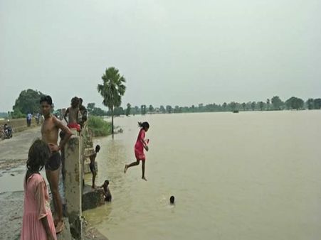 PICs: बाढ़ के प्रलय का बार-बार क्यों शिकार होता है बिहार...