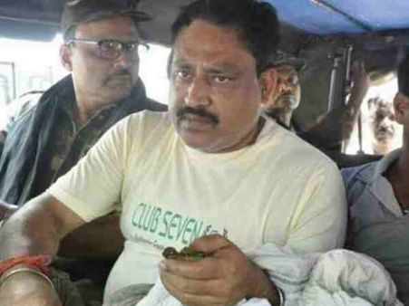JDU की निलंबित एमएलसी के बाहुबलि पति पर राष्ट्रद्रोह का मुकदमा