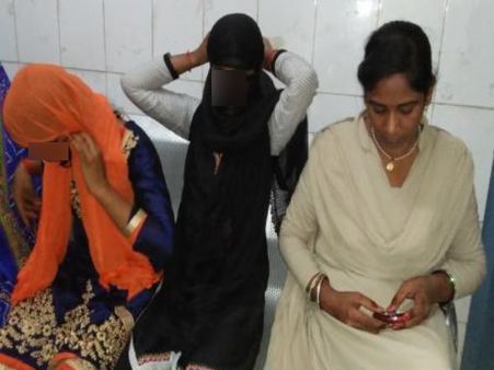 दो बहनों को बंधक बनाकर चार दिनों तक दबंगों ने किया गैंगरेप