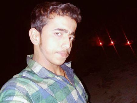 स्‍कूली झगड़े में दिनदहाड़े स्टूडेंट पर चाकूओं से हमला, ट्रामा सेंटर ले जाते हुई मौत