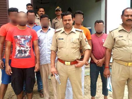 यूपी से आतंकी पकड़े जाने के बाद अब 6 बांग्लादेशी संदिग्ध चढ़े हत्थे