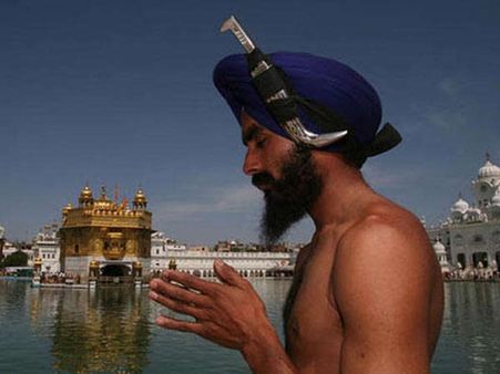 सिक्खों के कृपाण पहनने पर कर्नाटक सरकार का बड़ा फैसला