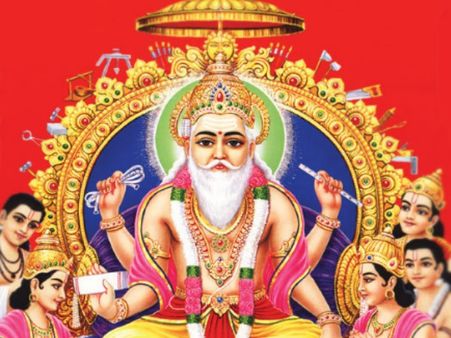 Vishwakarma Puja 2017: सबसे बड़े वास्तुकार थे भगवान विश्वकर्मा, जानें इस दिन का महत्व