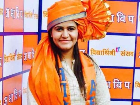 कौन हैं महामेधा नागर, एबीवीपी को दिलाई DUSU के सचिव पद पर जीत