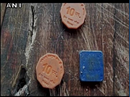 बलात्कारी बाबा राम रहीम के डेरे में मिला नीला धन, सबके खाते में आएंगे 10-10