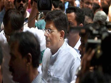 Mumbai Stampede: रेलमंत्री ने बुलाई आपात बैठक, रेल कर्मचारी नहीं मनाएंगे दशहरा