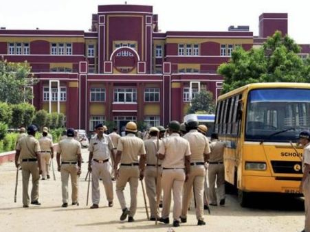 प्रद्युम्न हत्याकांड: आज खुला रेयान इंटरनेशनल स्कूल, बाथरूम जाने से डर रहे हैं बच्चे