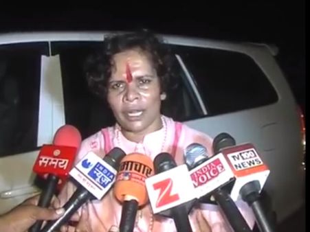 रोहिंग्या मुसलमानों पर बोली साध्वी- हिंदुस्तान किसी के बाप की धर्मशाला नहीं है 