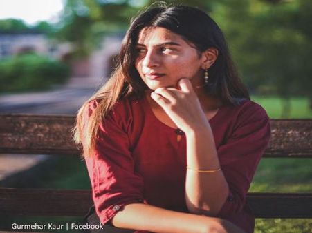 डीयू की गुरमेहर कौर टाइम मैगजीन के 'नेक्सट जनरेशन लीडर' की लिस्ट में शामिल