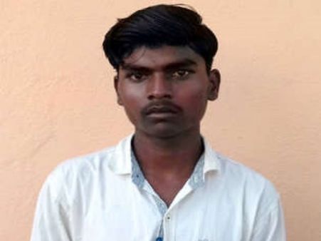 पिछले चार महीनों से बिना कुछ खाए पिए जिंदा है ये शख्स, बड़े-बड़े डॉक्टर भी हैं हैरान