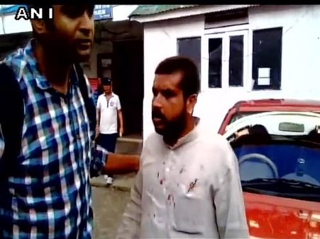 दार्जिलिंग में प्रदेश बीजेपी अध्यक्ष के काफिले पर हमला, 2 कार्यकर्ता घायल