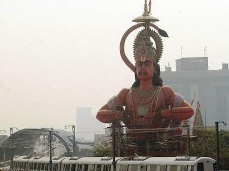 दिल्ली: करोल बाग में बनी 108 फीट की हनुमान मूर्ति की CBI करेगी जांच