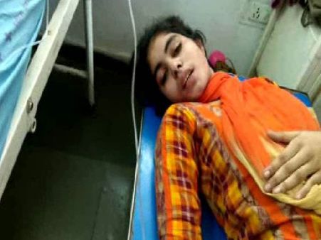 VIDEO: दाल खाकर एक परिवार के आठ लोग गंभीर रूप से बीमार