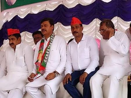 नगर निकाय चुनाव में सपा ने इस बार किस-किसको बनाया महापौर प्रत्याशी, देखिए लिस्ट