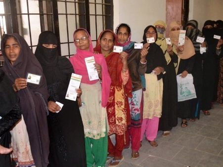 गुजरात-हिमाचल में बीजेपी की जीत, जानिए अब कहां-कहां होंगे चुनाव