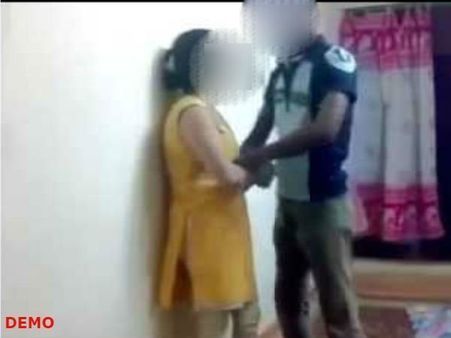 प्‍यार में फंसाकर बनाती थी VIDEO, थाने पहुंच करती थी ऐसी जिद