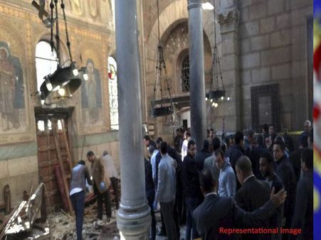 मिस्र: काहिरा में चर्च के बाहर गोलीबारी, 10 लोगों की मौत