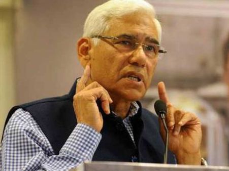 2जी: इस फॉर्मूले से विनोद राय ने 1.76 लाख करोड़ रुपये के घोटाले का लगाया था अनुमान