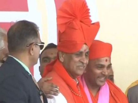 Swearing ceremony: PM मोदी- शाह, नीतीश समेत 18 CM की मौजूदगी में रूपाणी बने सीएम, बीजेपी ने दिखाई ताकत