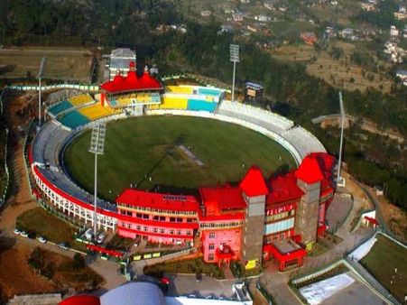 खूबसूरत वादियों में जीतने के लिए भिड़ेंगी दोनों टीमें, मुकाबला देखना हुआ महंगा