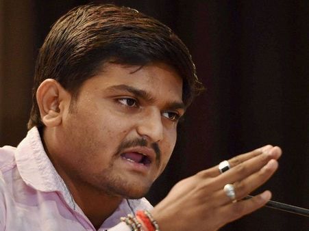 हार्दिक पटेल पहुंचे बिहार, तेजस्वी से मिलेंगे पर नीतीश कुमार से नहीं