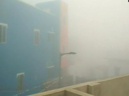 चेन्नई: आसमान में फैली धुएं की मोटी चादर के कारण चार घंटे विमान सेवाएं रही बाधित