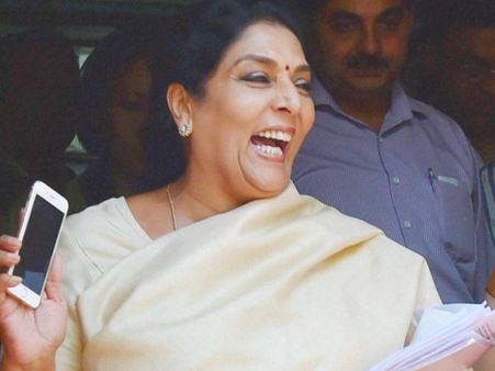 राहुल गांधी पर भाजपा के आरोप पर रेणुका चौधरी को आई हंसी, बोलीं- '700 में दिखा दूंगी यही जैकेट'