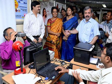 चेहरे से होगा Aadhaar का वेरीफिकेशन, UIDAI के इस कदम से मिलेंगे कई फायदे