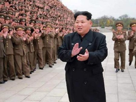 साउथ कोरिया में विंटर ओलंपिक की शाम से पहले नॉर्थ कोरिया सैन्य प्रदर्शन कर फैलाएगा सनसनी