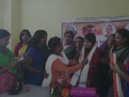 तीन तलाक के खिलाफ याचिका करने वाली इशरत भाजपा में शामिल