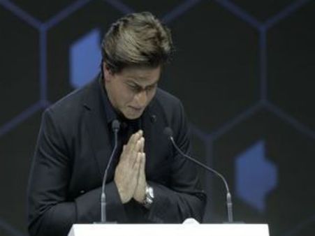 WEF: जानिए 'दिल से 'रईस' शाहरुख खान को क्यों मिला क्रिस्टल अवार्ड?
